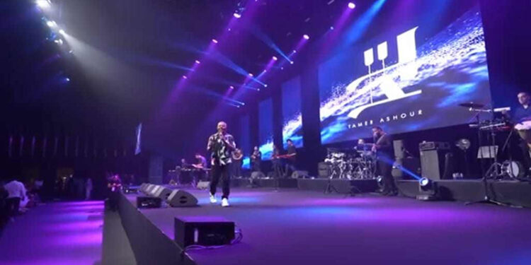 تامر عاشور يحيي حفل غنائي في دبي