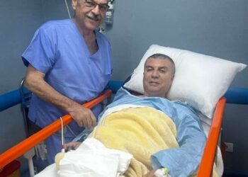 عمرو الليثى يطمئن محبيه بعد خروجه من الرعاية المركزة وإجراء جراحة