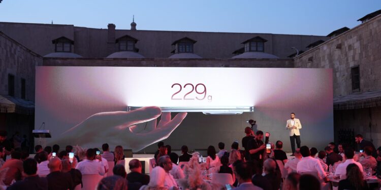 OPPO تُطلق Find N5 القابل للطي لأول مرة في مصر وتحدد معايير جديدة لمستقبل الهواتف الذكية