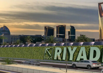 شركة CO2Wall الهولندية تتوسع إلى السعودية بدعم من AstroLabs لتسريع التحول المستدام في المدن