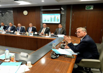 وزير البترول: أرامكو السعودية تشيد بالأداء القياسي لشركة الحفر المصرية