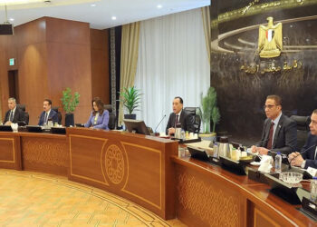 رئيس الوزراء: شغلنا الشاغل معًا هو ضبط الأسواق والتعامل مع أي تجاوزات