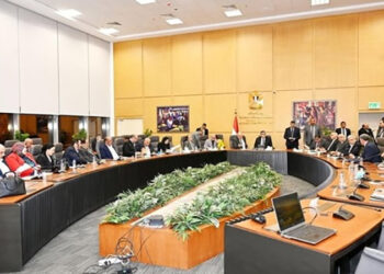 وزير الإسكان يعقد اجتماعه الدوري مع أعضاء البرلمان بمجلسيه النواب والشيوخ