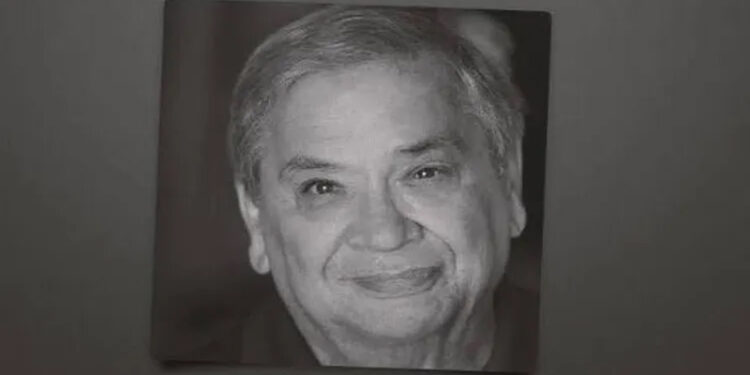 وفاة الممثل الأمريكي تشارلي سكاليس عن عمر 84 عامًا