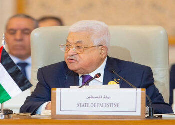 الرئيس الفلسطيني يدعو إلى الانسحاب الكامل للاحتلال الإسرائيلي من قطاع غزة