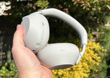 سوني تكشف عن سماعات WH-1000XM6 بدعم ميزة إلغاء الضوضاء