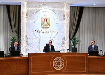 رئيس الوزراء يستقبل عضو المكتب السياسي أمين الأمانة العامة للجنة المركزية للحزب الشيوعي الصيني والوفد المرافق