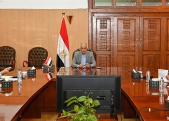 وزير الري يتابع حالة المنظومة المائية والنجاح في الوفاء بالاحتياجات المائية المتزايدة مع موجة الحرارة