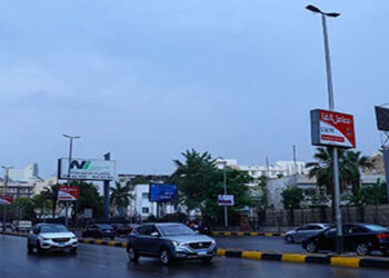 أمطار خفيفة على مناطق من القاهرة الكبرى على فترات متقطعة