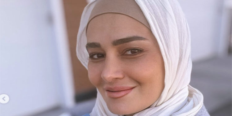 حلا شيحة تعلق على عودتها للحجاب