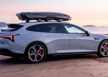 تويوتا تستحوذ على علامة صينية شهيرة للسيارات الكهربائية بسبب تعثرها