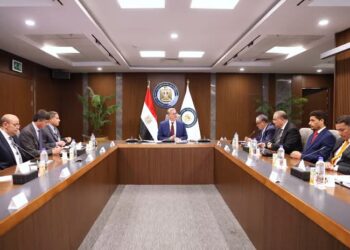 وزير البترول: أهمية تعظيم الاستفادة من تجارب تطبيق الذكاء الاصطناعي في إدارة عمليات الحقول