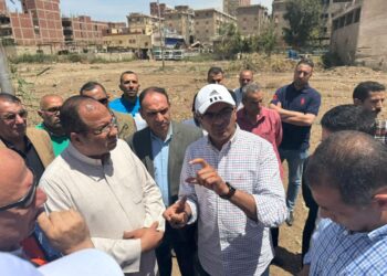 نائب وزير الإسكان يقوم بجولة تفقدية موسعة لمتابعة سير العمل بمنظومة مياه الشرب والصرف الصحي بمحافظة الشرقية