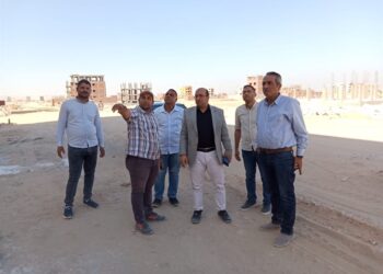 رئيس جهاز مدينة سوهاج الجديدة يتفقد وحدات المبادرة الرئاسية “سكن لكل المصريين” وأعمال التطوير
