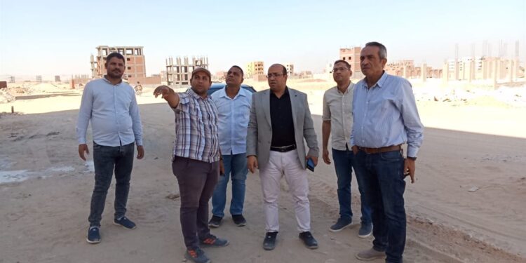 رئيس جهاز مدينة سوهاج الجديدة يتفقد وحدات المبادرة الرئاسية “سكن لكل المصريين” وأعمال التطوير