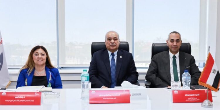 المشرف على “القومي للأشخاص ذوي الإعاقة” تشارك في المقابلات الشخصية لبرنامج “المرأة تقود للتنفيذيات”