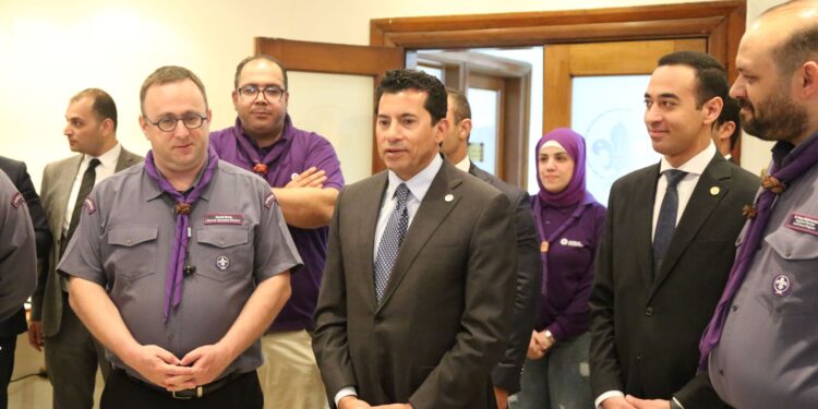 وزير الشباب والرياضة وزير الشباب والرياضة