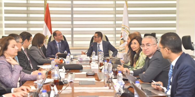 وزارة الاستثمار والتجارة الخارجية تستضيف اجتماع موسع لوزيري الاستثمار والمالية مع بعثة صندوق النقد الدولي