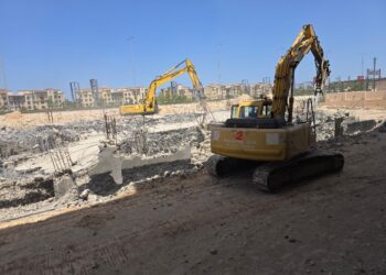 “الإسكان”: تنفيذ حملات إزالة لتعديات ومخالفات بناء بالساحل الشمالي الغربي