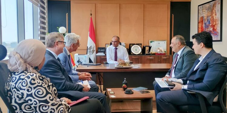 نائب وزير الإسكان يستقبل ممثلي الوكالة الألمانية للتعاون الدولي لبحث مجالات التعاون