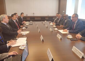 وزير الاتصالات. يبحث مع رئيس الوكالة اليابانية للتعاون الدولى “جايكا”  تعزيز سبل التعاون