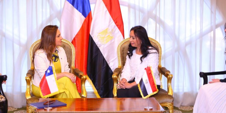 وزيرة التضامن الاجتماعي تلتقي نائبة وزير خارجية تشيلي
