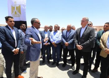 وزير البترول يفتتح محطة الغاز الرئيسية التابعة لشركة طاقة غاز – المغذية لمدينة الخارجة بالوادي الجديد