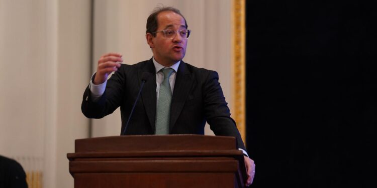 وزير المالية..  نعمل على توسيع القاعدة الضريبية.. ولا أعباء ضريبية جديدة على المستثمرين