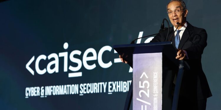  وزير الاتصالات  : الأمن السيبراني قضية سيادية وتنموية تستدعي وعياً مجتمعياً وتعاوناً عربياً مشتركاً