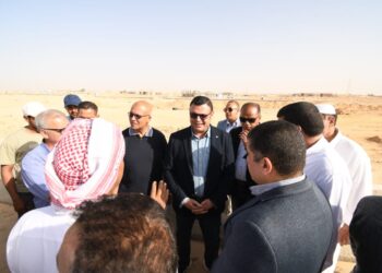 وزير الإسكان يتفقد سير العمل بالتجمع العمراني غرب الضبعة بالساحل الشمالي الغربي