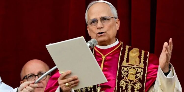 روبرت فرنسيس بريفوست.. من هو بابا الفاتيكان الجديد؟