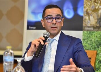 وزير الاستثمار يستعرض البرنامج الجديد لرد الأعباء التصديرية