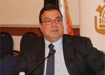 محمد البهى: «التسهيلات الضريبية» تدعِّم الصناعة والتصدير.. وتخفف الأعباء