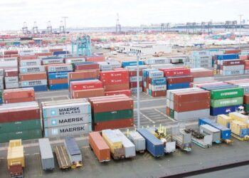 قانون الجمارك يحقق دعم الاستثمار ويعزز بيئة الأعمال