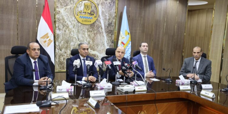 رئيس جهاز حماية المستهلك ومحافظ كفر الشيخ