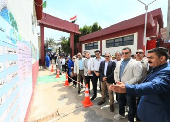 وزير الإسكان ومحافظ الشرقية يختتمان جولتهما بتفقد محطة تنقية مياه شرب العزيزية بمنيا القمح