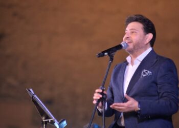 هاني شاكر يحيي حفلا غنائيا على مسرح البالون