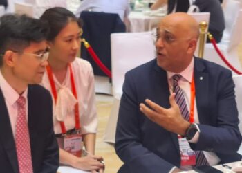 رئيس جهاز تنمية المشروعات يعقد عدد من اللقاءات مع الجهات المعنية بالصين