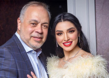 روجينا تشارك جمهورها لقطة عفوية لـ أشرف زكي بالمصيف