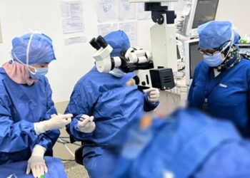 هيئة الرعاية الصحية: إنجاز طبي جديد بمجمع الإسماعيلية الطبي زراعة قرنية معقدة لسيدة ستينية