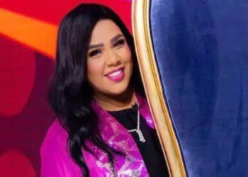 شيماء سيف تعتذر لجمهورها الكويتي وتعلن انسحابها من مسرحية الطقاقة