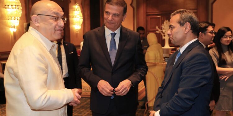 Image processed by CodeCarvings Piczard ### FREE Community Edition ### on 2025-06-24 07:08:13Z | | وزير الزراعة يشارك في اليوم الوطني لدولة الفلبين نيابةً عن الحكومة المصرية