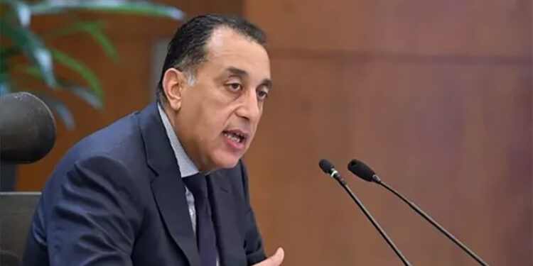 رئيس الوزراء يتابع إجراءات ترشيد استهلاك الكهرباء في الحي الحكومي بالعاصمة الإدارية