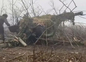 أوكرانيا تقصف مطارات ومنشآت عسكرية هامة داخل روسيا