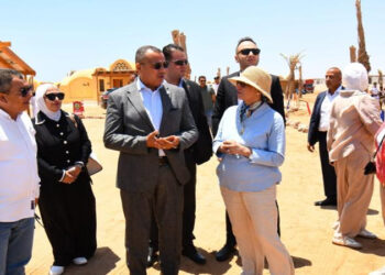 وزيرة البيئة ومحافظ جنوب سيناء يفتتحان مشروع تطوير قرية الغرقانة بمحمية نبق