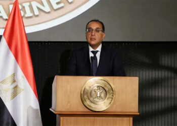 رئيس الوزراء: نتابع الموقف أولا بأول وتنسيق لزيادة المخزون الاستراتيجي من السلع المختلفة