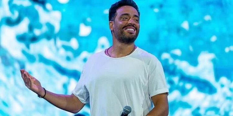 رامي جمال يطرح “محسبتهاش” في يوليو