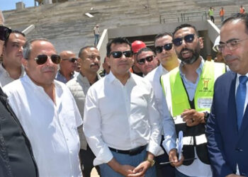 وزير الشباب والرياضة ومحافظ بورسعيد يتفقدا مشروع استاد بورسعيد الرياضي الجديد