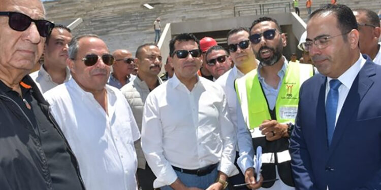 وزير الشباب والرياضة ومحافظ بورسعيد يتفقدا مشروع استاد بورسعيد الرياضي الجديد