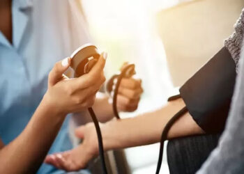 الصحة: استحداث عدد من الخدمات الطبية النوعية بمستشفيات التأمين الصحي خلال العقد الأخير